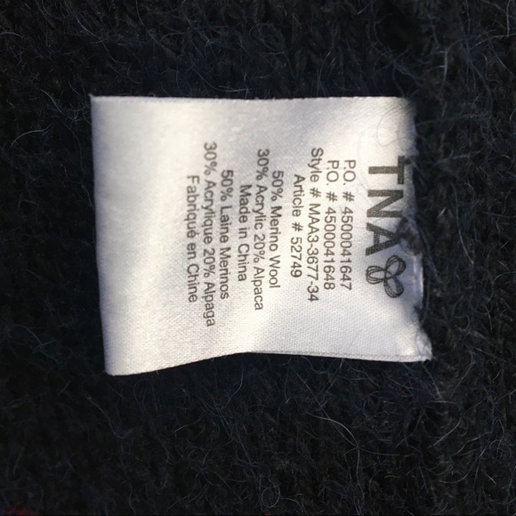 Aritzia TNA sea to sky zipper cardigan - Picture 6 of 6